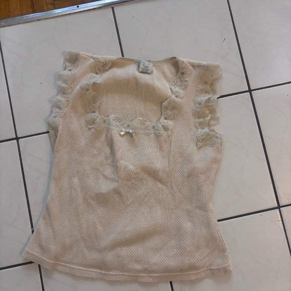 vintage Tops - vintage 80s tank top with lace trim and bow * accepting offers